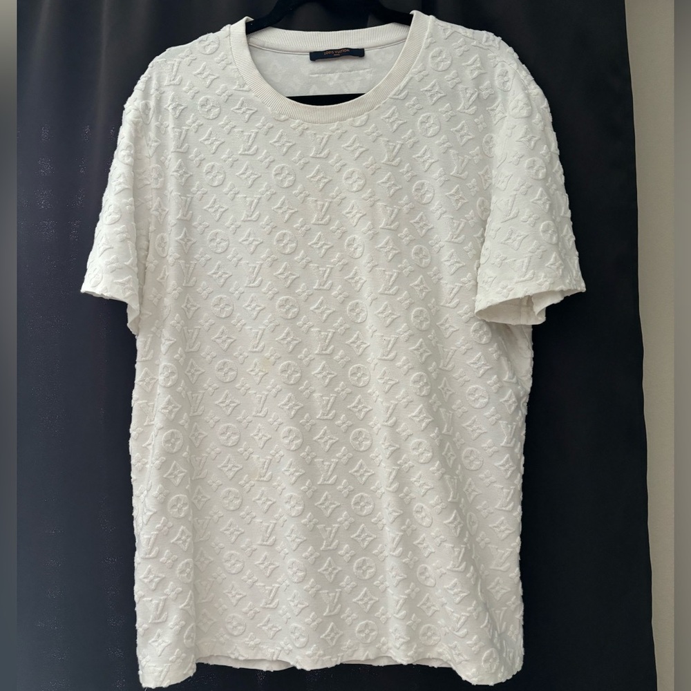 Men’s LV Tshirt